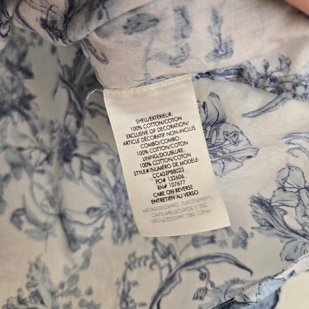Alice + Olivia Blue and White Floral Balloon-Sleeve Blouse - Picture 12 of 13